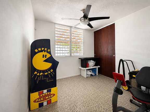 4th image of Calle 13 #P4