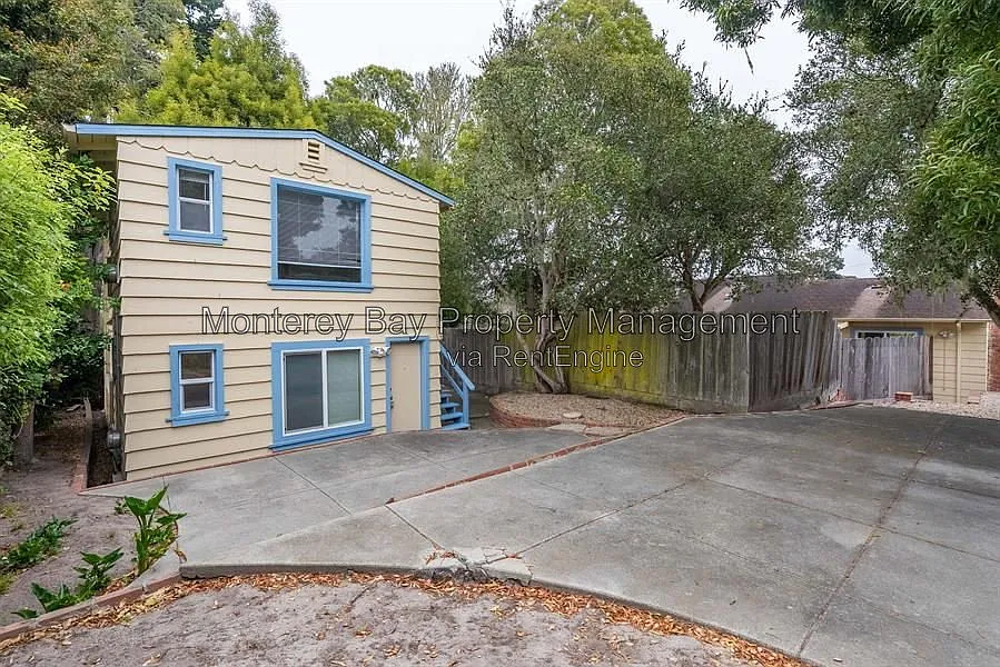 Studio, 1.0 bath, 350 sqft, $1,695 — Photo 3