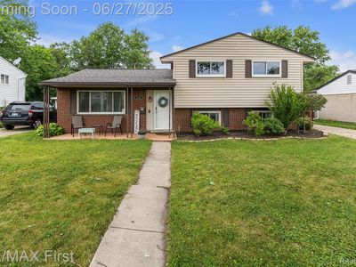 2321 Camel Dr, Sterling Heights, MI, 48310