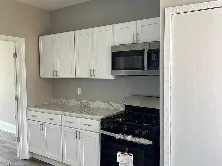 171 Parker Ave #6 — Photo 6