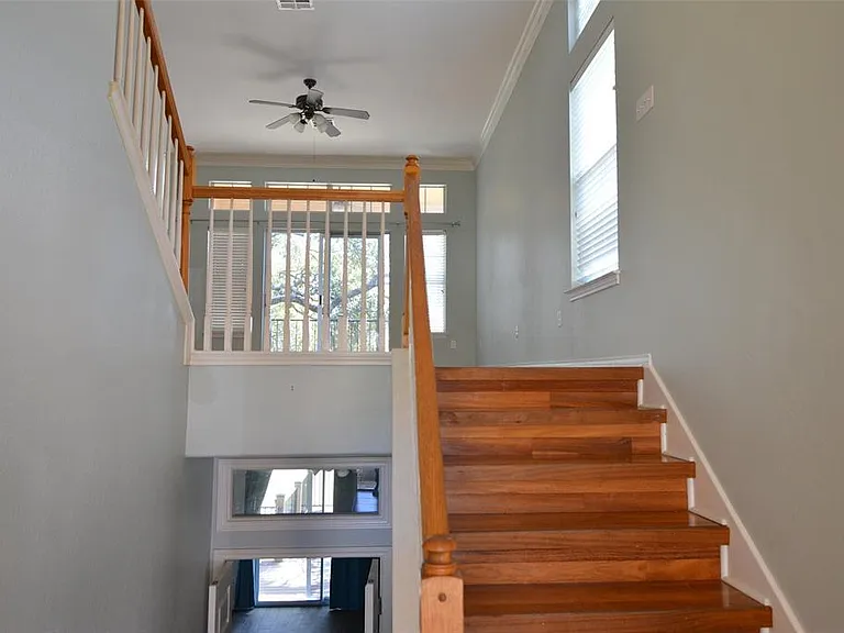 20975 Waterside Dr #35 — Photo 3