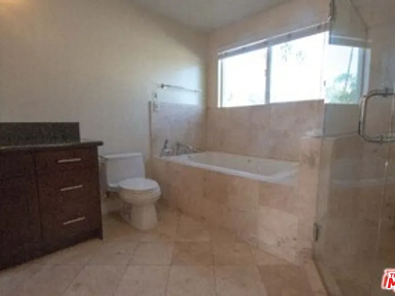 4428 Fulton Ave #103 — Photo 13