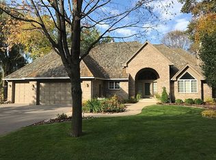 6100 Sierra Cir, Shorewood, MN 55331
