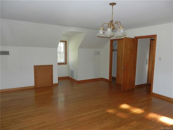 5th image of 3200 Portsmouth St