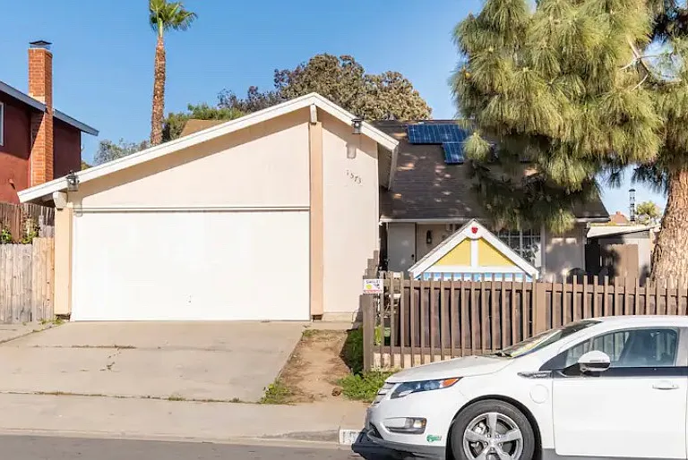 1573 Skylark Way — Photo 1