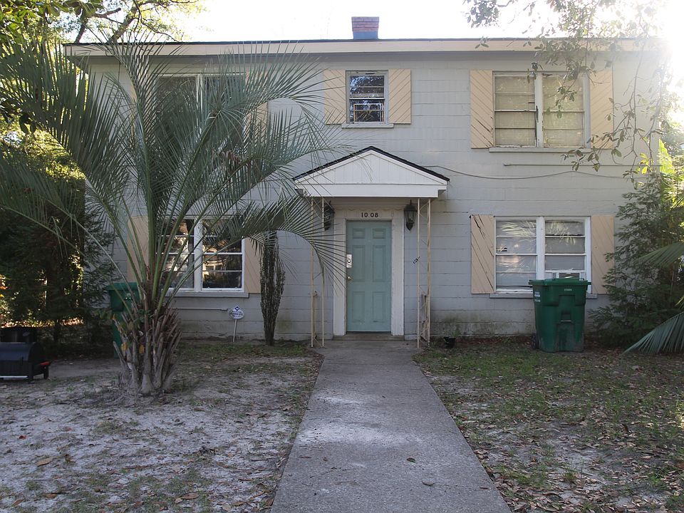 1st image of 1008 N McKinley St APT 1