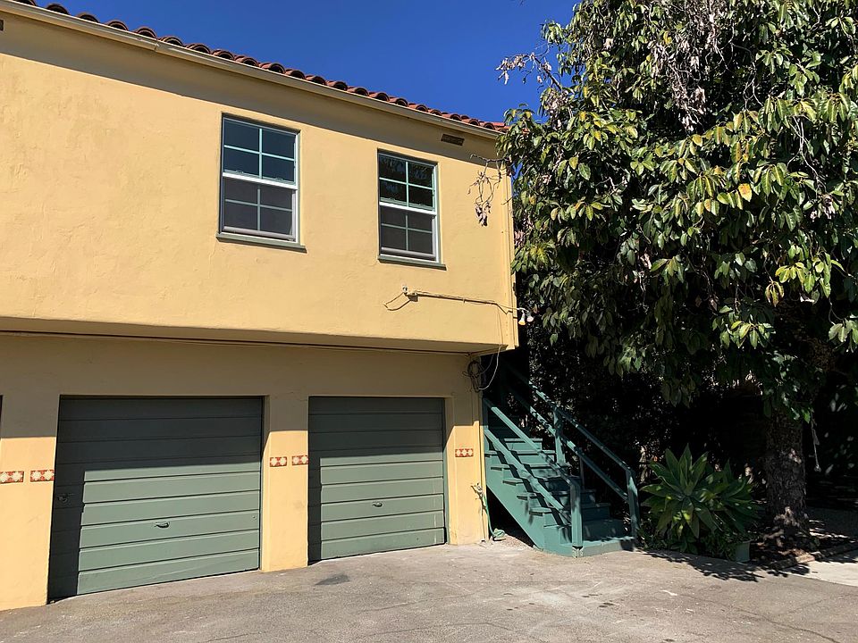 1st image of 2217 3/4 Berkeley Ave