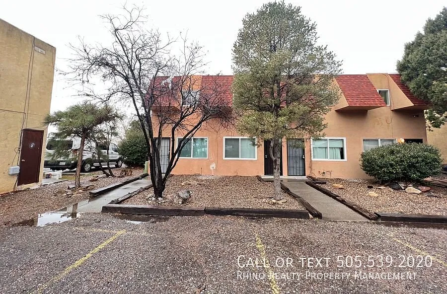 183 Monte Largo Dr NE #1
