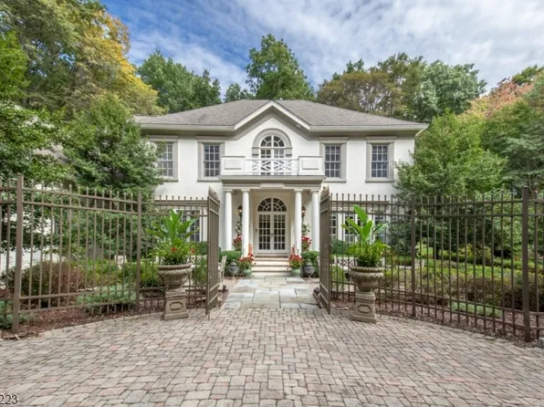 15 Pruner Farm Rd, Tewksbury Twp., NJ 08833