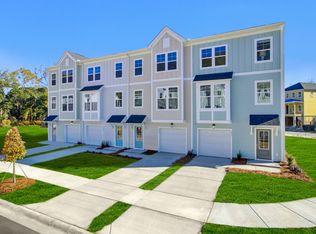 465 Caledon Ct, Johns Island, SC 29455