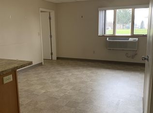 952 W Walnut St APT 11, Nappanee, IN 46550
