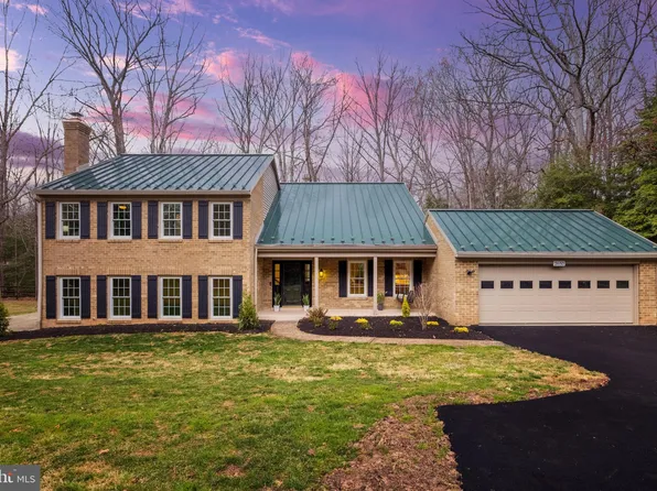 2650 Black Fir Ct, Reston, VA 20191