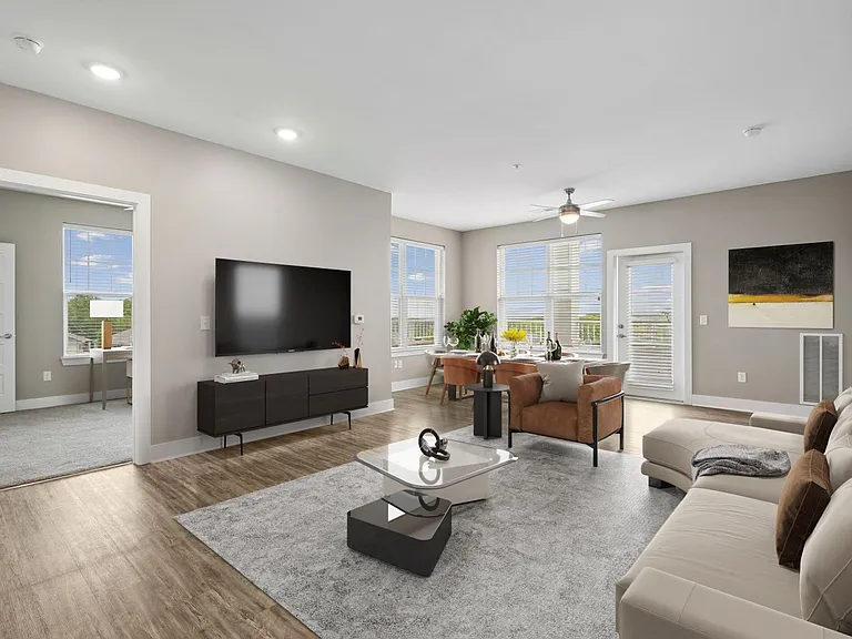 Bonavia Luxury Apartments — Photo 5