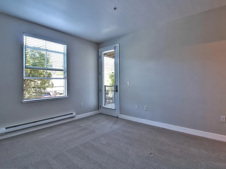 Catalina Luxury Apartments — Photo 24