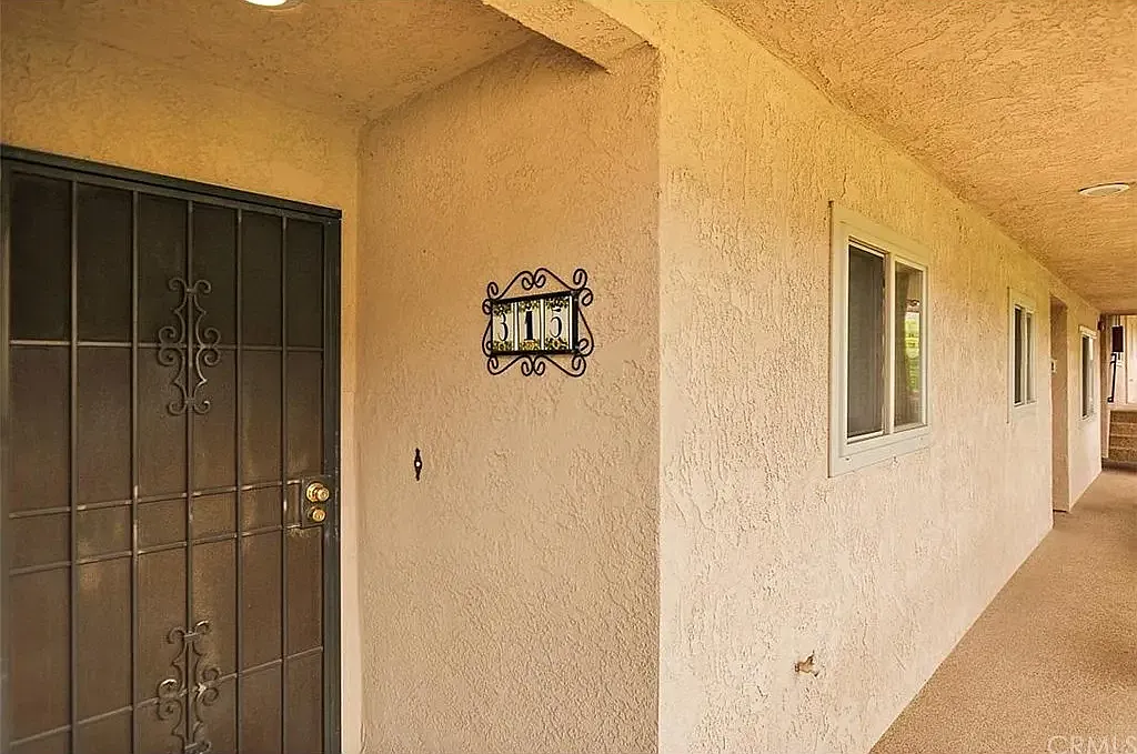 2 bed, 1171 sqft, $2,900 — Photo 4