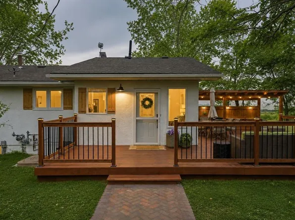 306064 S 36th St E, Foothills County, AB T1S 7B2