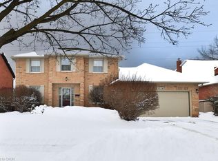 3224 Appollo Rd, Burlington, ON L7M2M8
