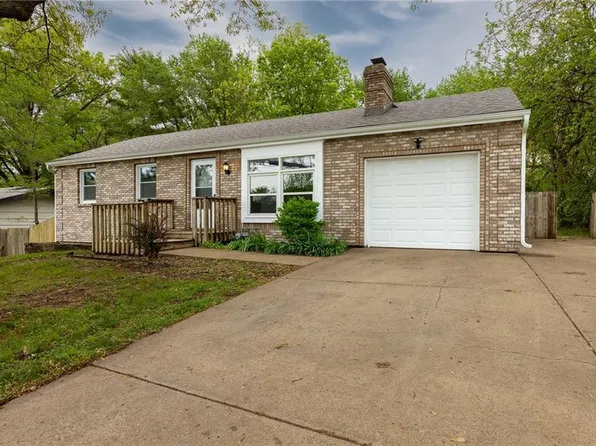 7105 NW 9th Hwy, Kansas City, MO 64152