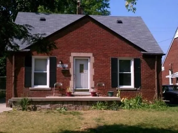 12801 Payton St, Detroit, MI 48224