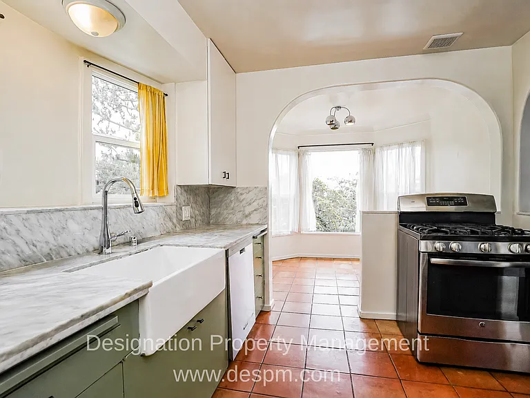 4223 Tracy St — Photo 11