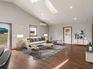 5637 N Swede Rd, Northport, MI 49670