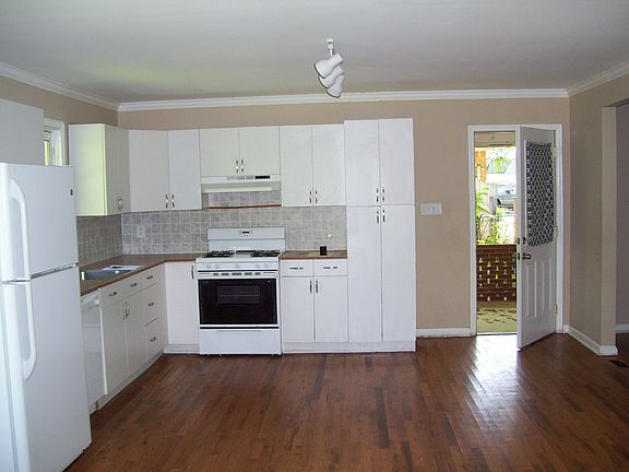 bring in your groceries!