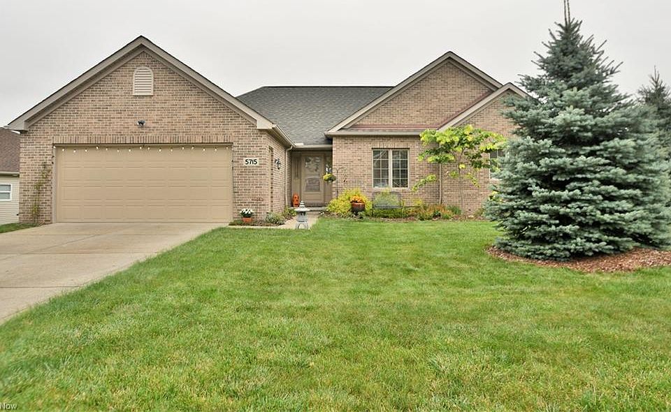 1st image of 5715 W Longridge Dr