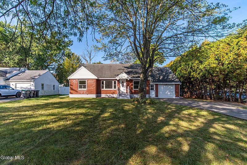 2nd image of 2313 Balltown Road