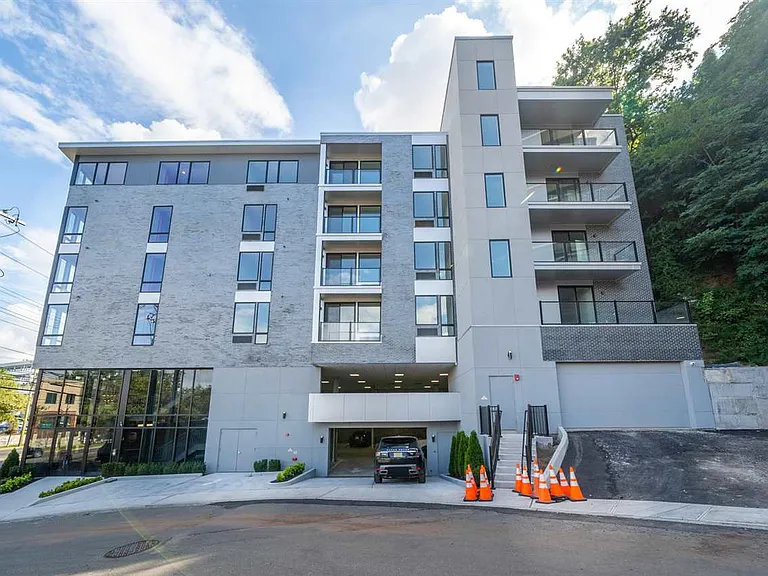 8621 River Rd #6D — Photo 34