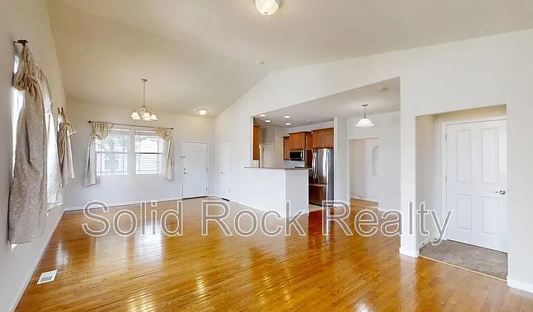 11817 Bremen Point — Photo 9