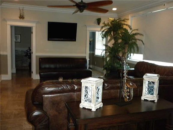 2nd image of 6218 Perlita Dr