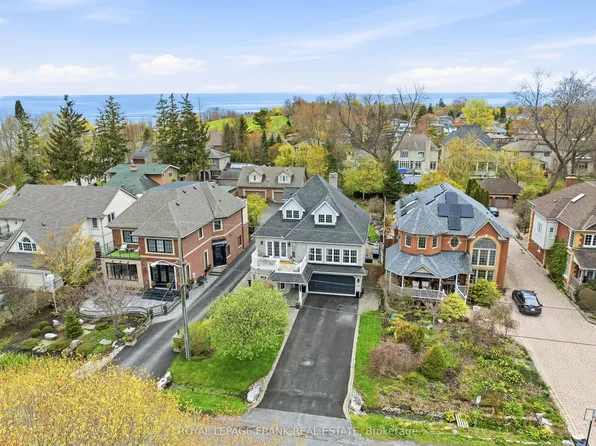 470 Poplar Ave, Ajax, ON L1S 1E8