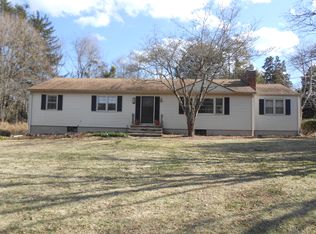 369 Lincoln Rd, Orange, CT 06477