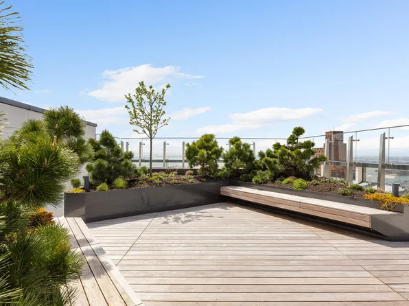77 Greenwich Street 24A image 17 of 18