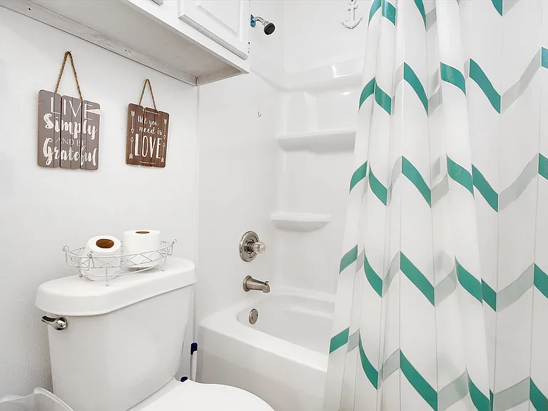 Tiny Apartment Rentals — Photo 20