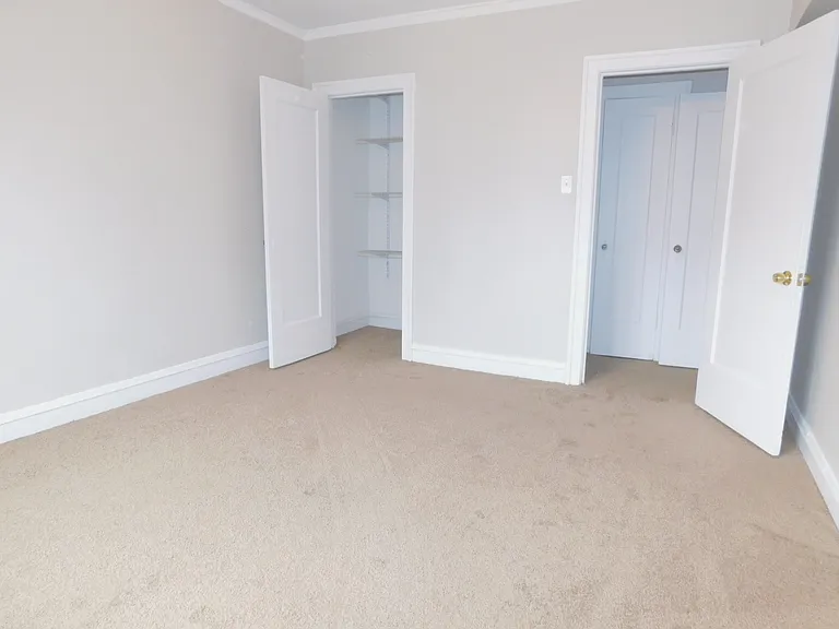 Oak Crest — Photo 19