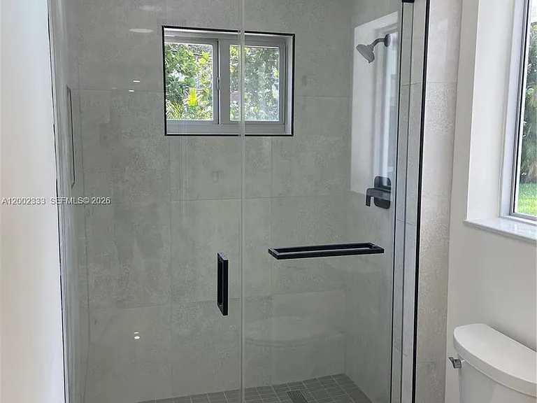 9840 SW 69th Ave — Photo 11