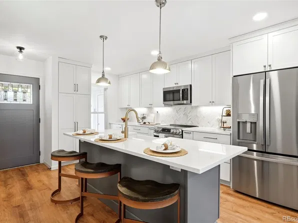 8512 Union Circle, Arvada, CO 80005