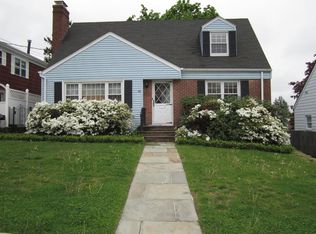 28 Irenhyl Ave, Port Chester, NY 10573