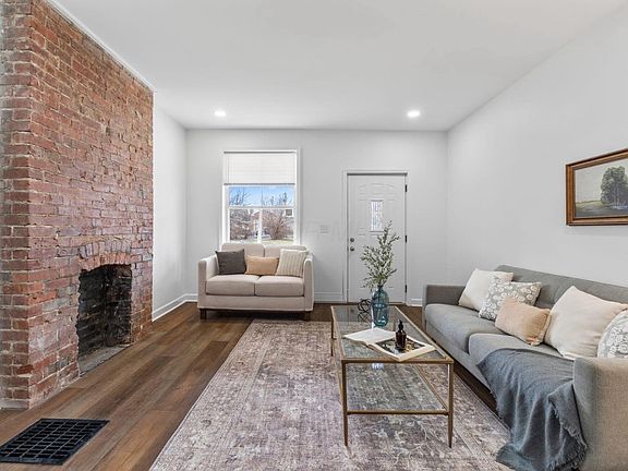 2nd image of 466 N Garfield Ave