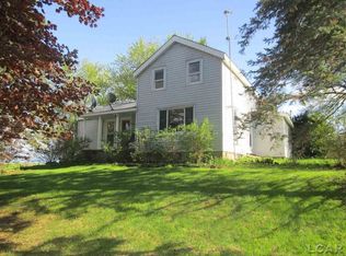 11727 Rexford Rd, Manitou Beach, MI 49253