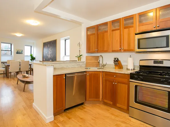 378 Columbia Street 2 image 2 of 18