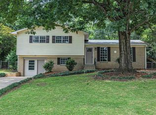 525 Overhill Dr, Pelham, AL 35124