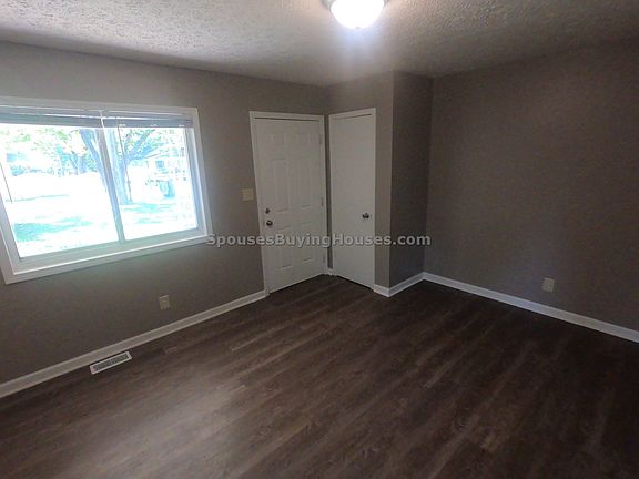 3rd image of 3822-3824 Aloda St