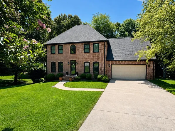 1037 Shadow Peak Rd, Forest, VA 24551