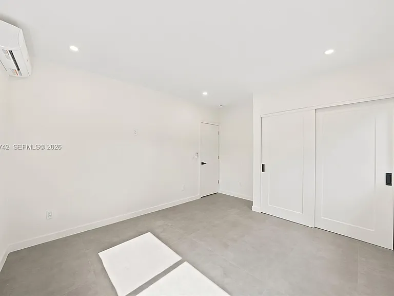 1861 NW 27th St #3 — Photo 13