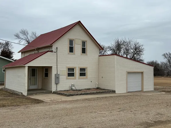 504 S Hassett St, Tripp, SD 57376