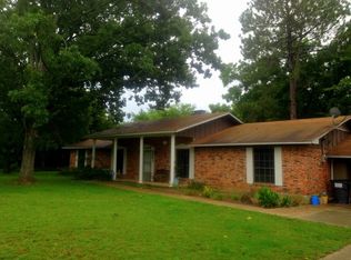 557 County Road 1388, Yantis, TX 75497