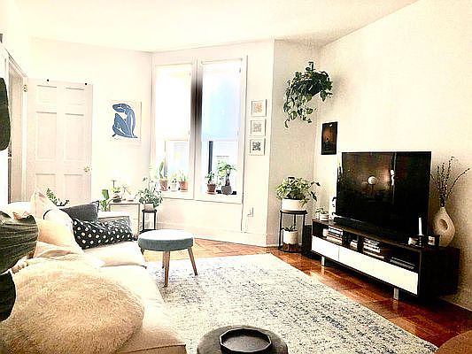 3rd image of 200 Sterling Pl APT 3E