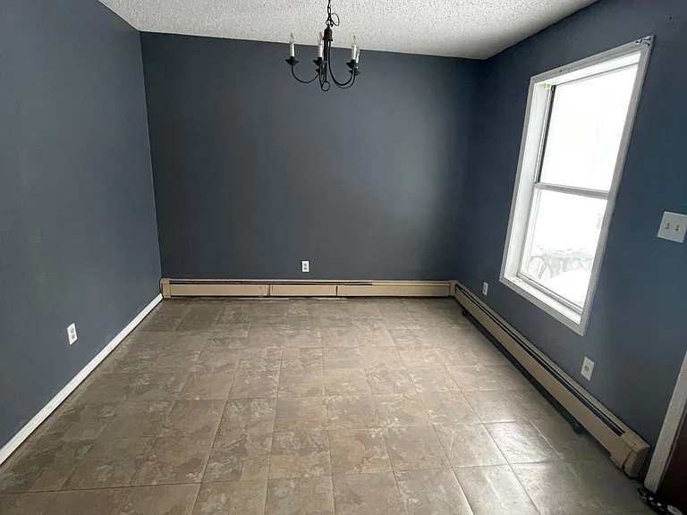 31 Norris Ave — Photo 5